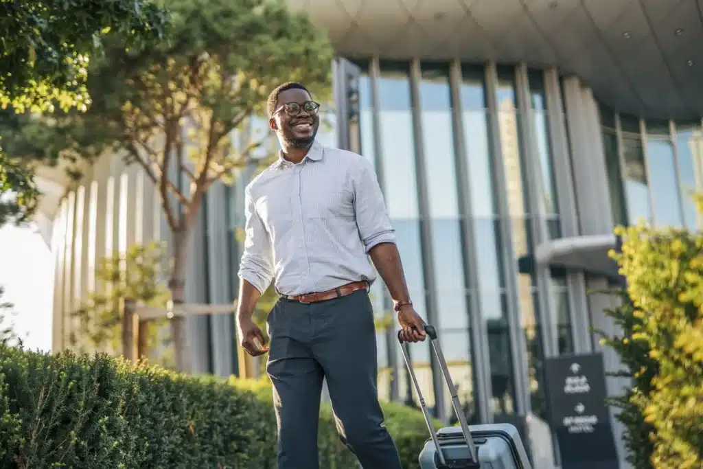 5 Essential Strategies to Negotiate a Better Expat Package